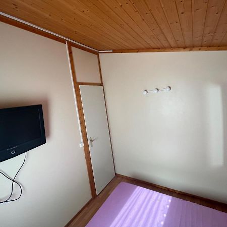 Chalet Agreable En Bord En De Mer. Le Port des Barques Bagian luar foto