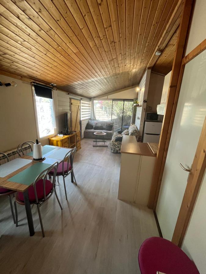 Chalet Agreable En Bord En De Mer. Le Port des Barques Bagian luar foto