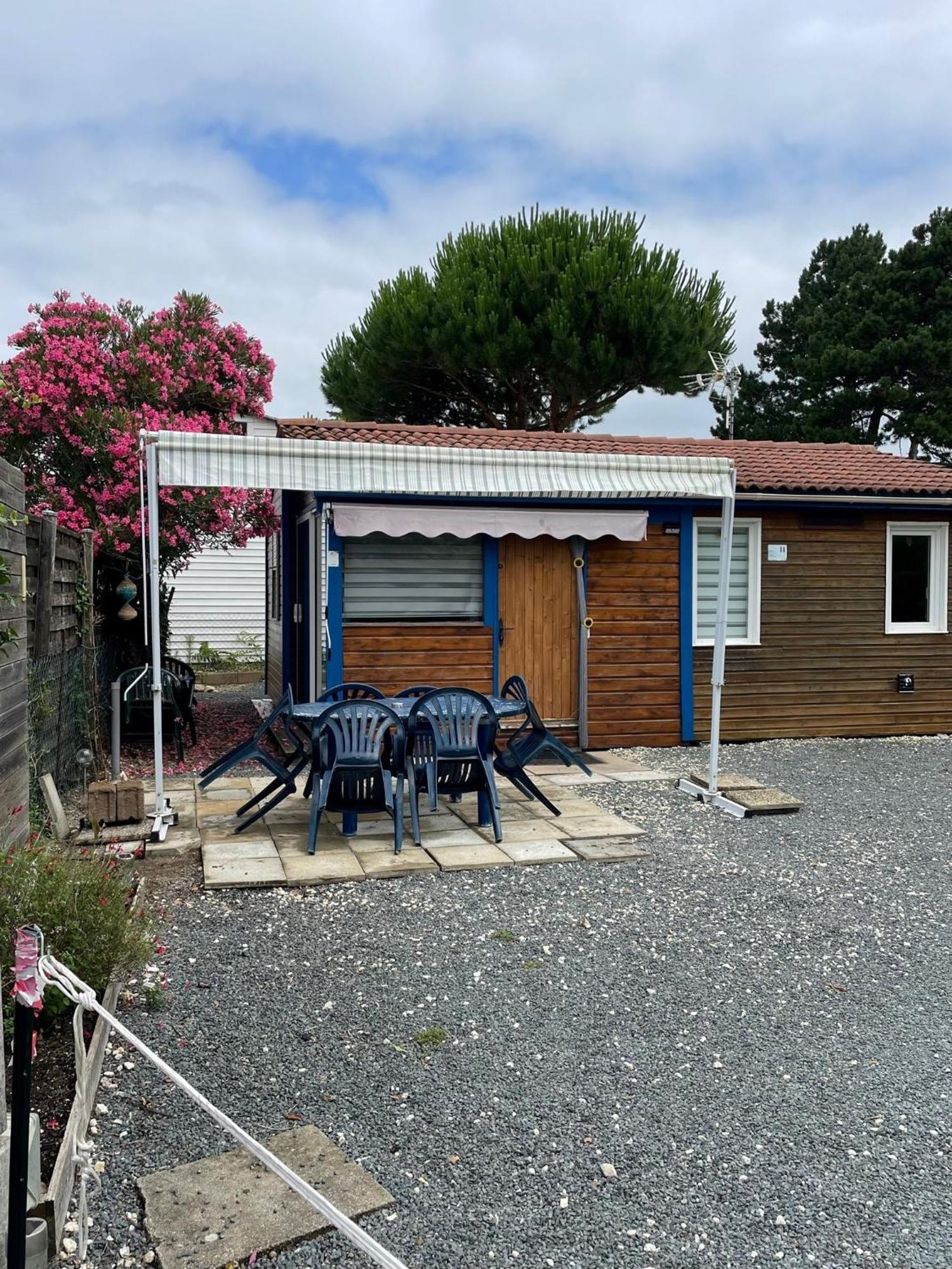 Chalet Agreable En Bord En De Mer. Le Port des Barques Bagian luar foto